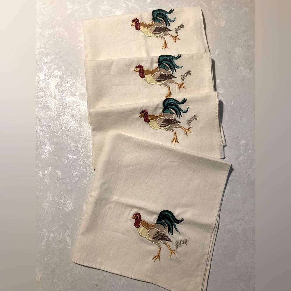Vtg embroidered rooster napkins (4)